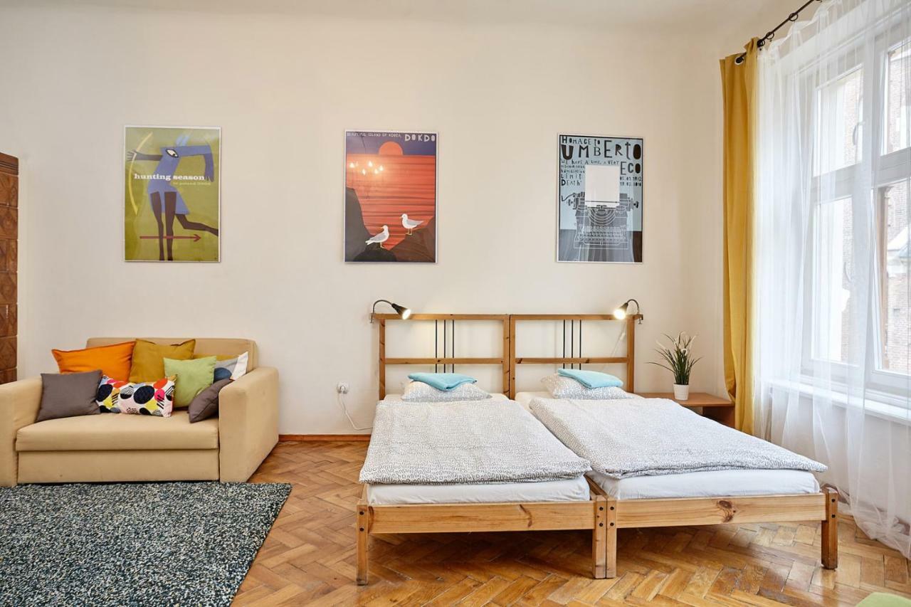 Plac Mariacki 8 Lägenhet Krasków Exteriör bild