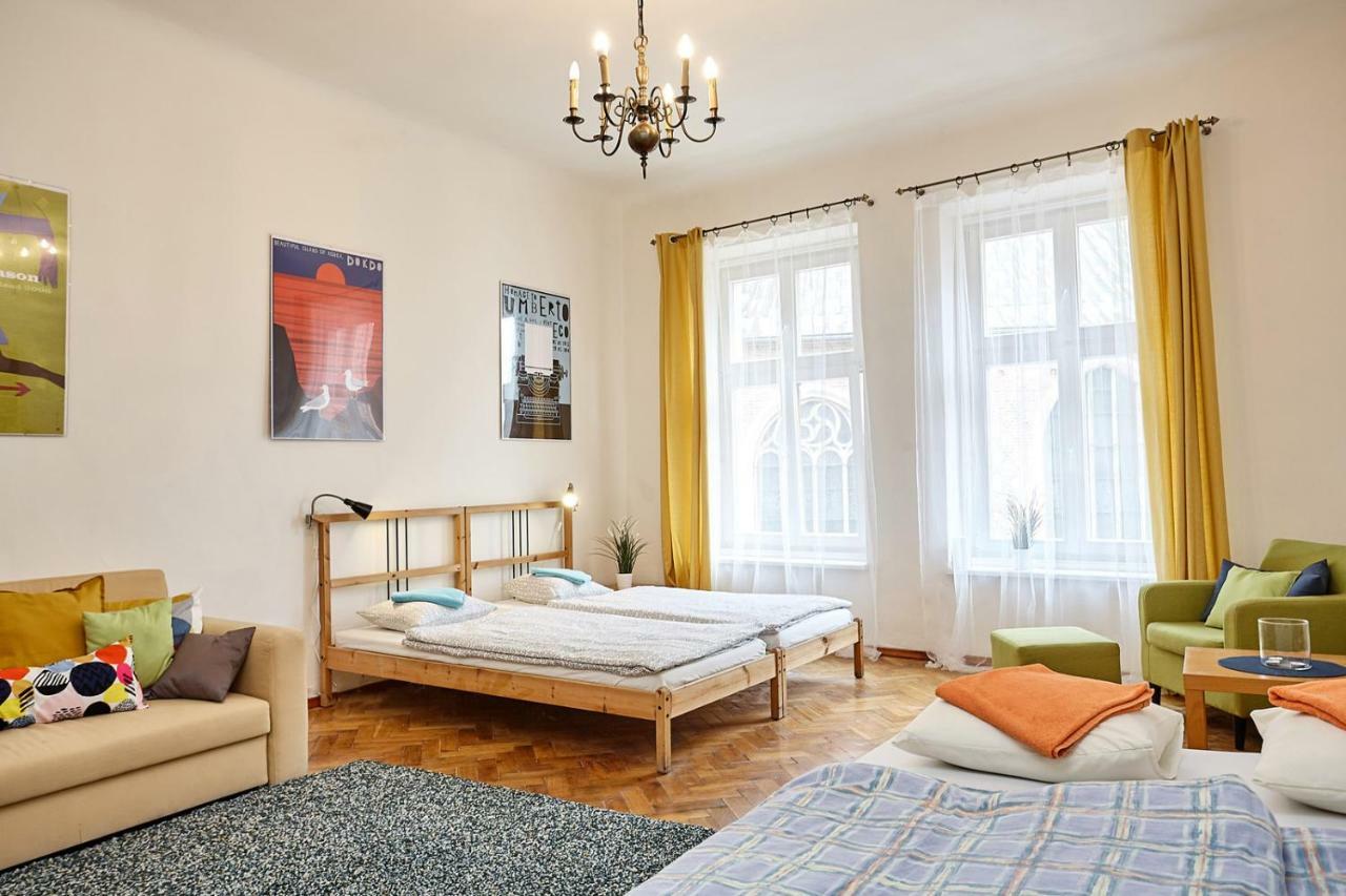 Plac Mariacki 8 Lägenhet Krasków Exteriör bild