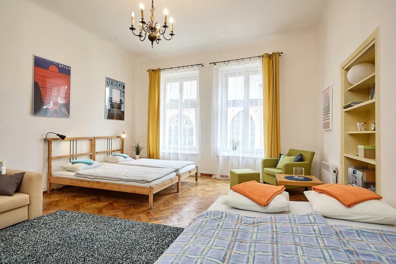 Plac Mariacki 8 Lägenhet Krasków Exteriör bild